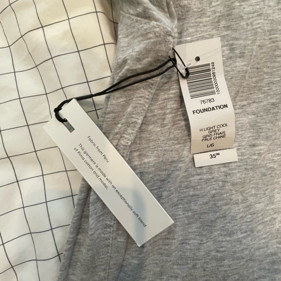 The Group by Babaton gray t-shirt. - Picture 5 of 6